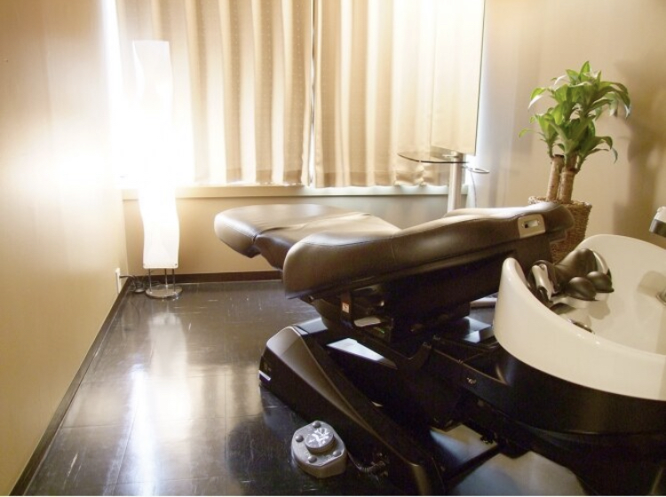 ヘッドスパ専門サロン QUATRE（キャトル）