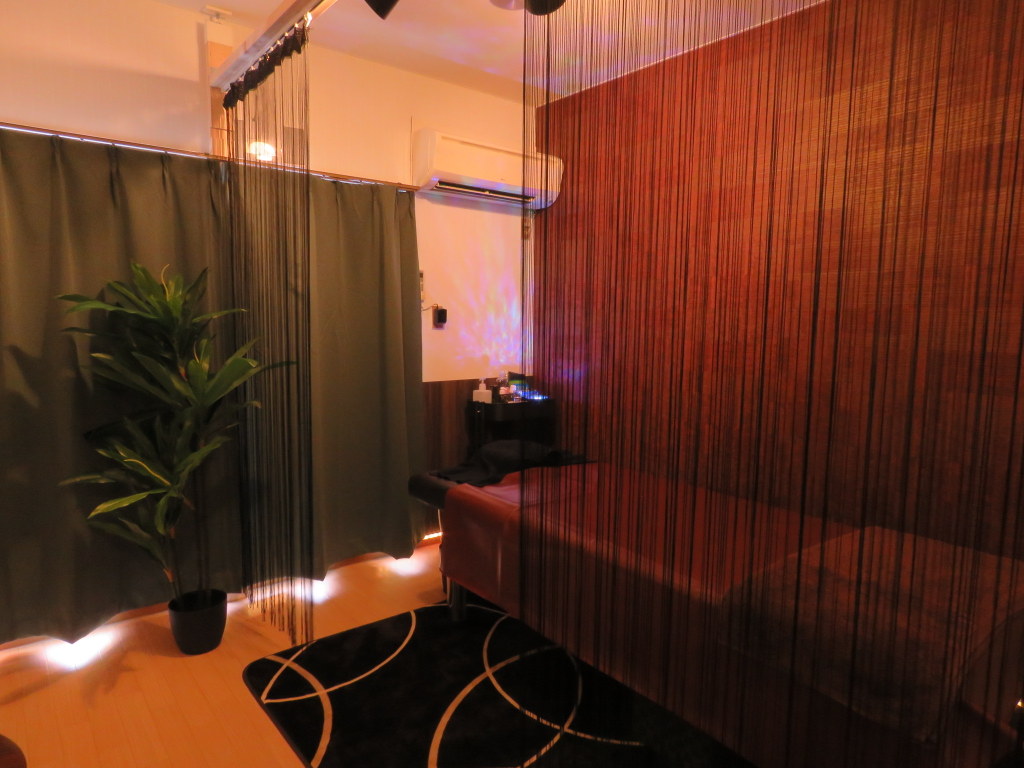 ストレッチ・ボディケア・オイル・ヘッドスパ専門 Men's LOOP（メンズループ）